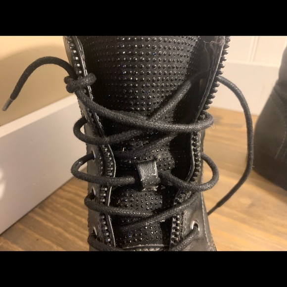 Guess Black Combats With Studs - Picture 13 of 16